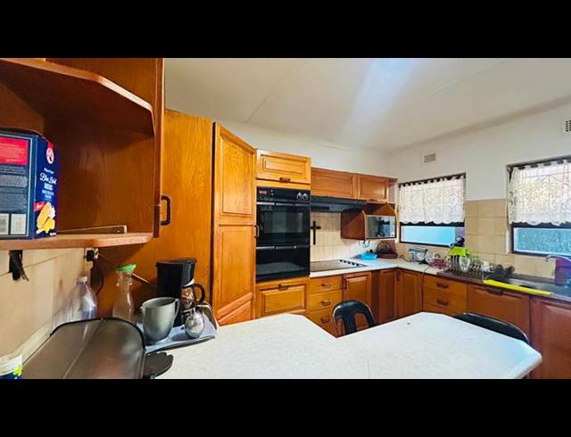 3 BEDROOM HOUSE FOR SALE IN ARBORETUM
